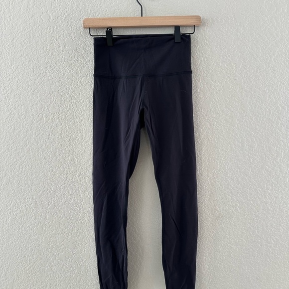 lululemon athletica Pants - Lululemon Black High-Waisted Athletic Leggings Women’s Size 6